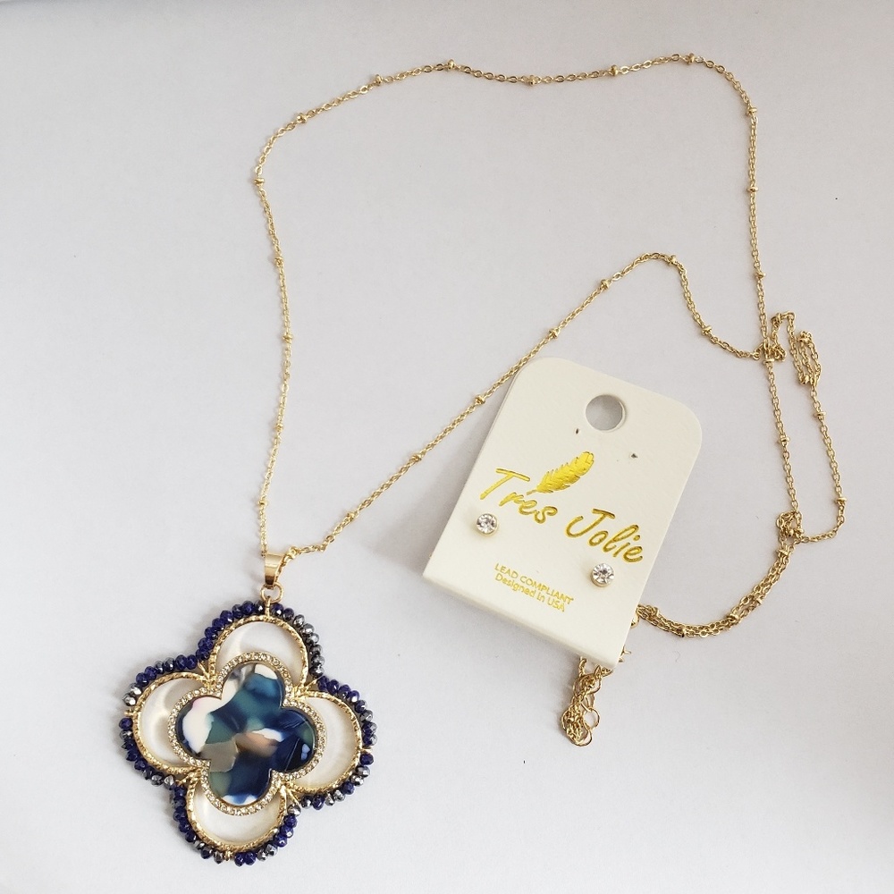 Designer Clover necklace and earrings set lobster